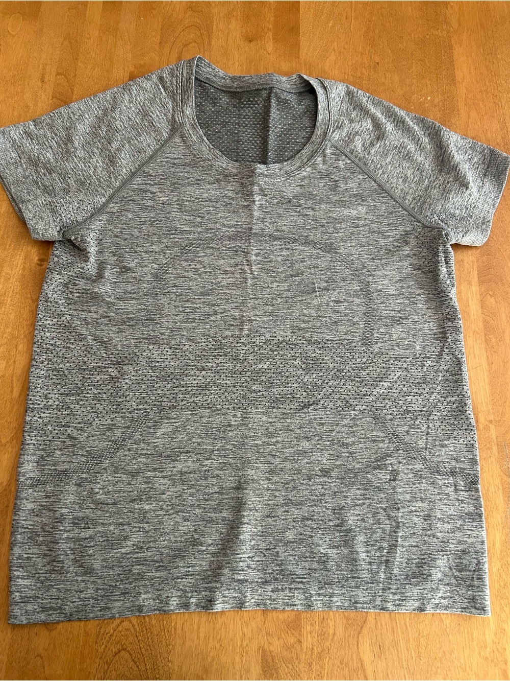 Lululemon Swiftly Tech Tee Heathered Gray sz 6 Start Where You Are